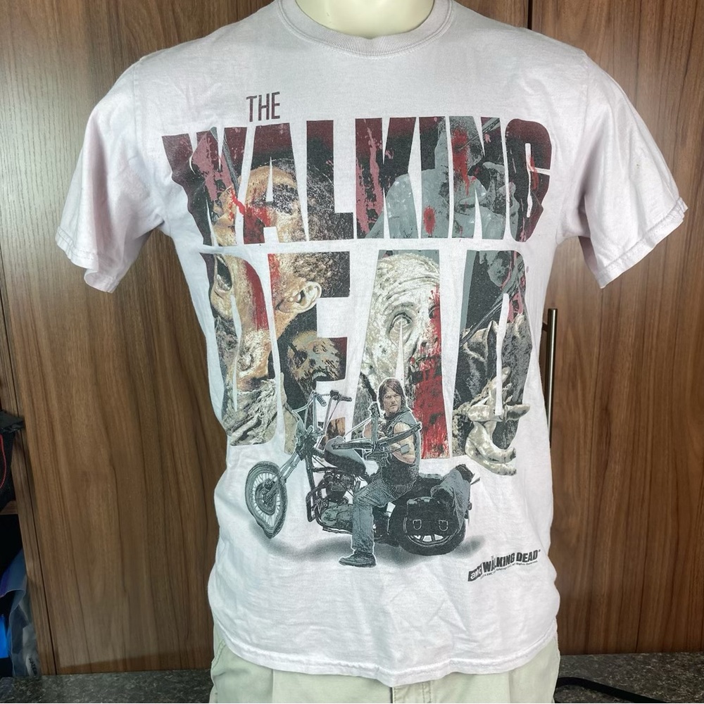 AMC The Walking Dead Daryl Dixon T-Shirt Adult Medium Graphic Tee